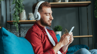 make money listening to music